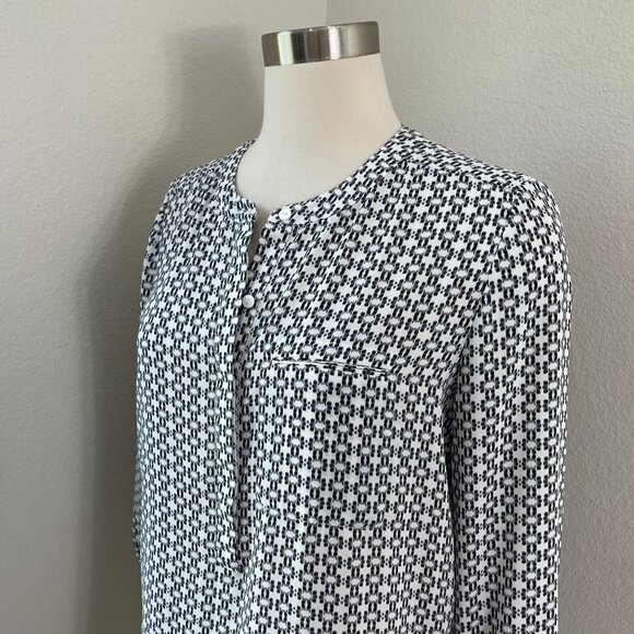 NYDJ Womens Small Printed Blouse 3/4 Sleeve Shirt Pleated Back Top - Picture 2 of 9